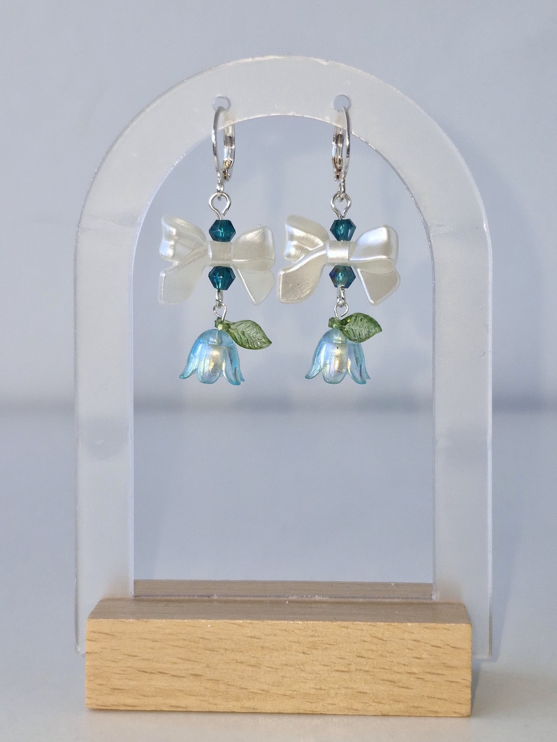 Cercei Vis albastru cu lalele albastre - bijuterii - cercei - cercei din argint - Artynos.ro