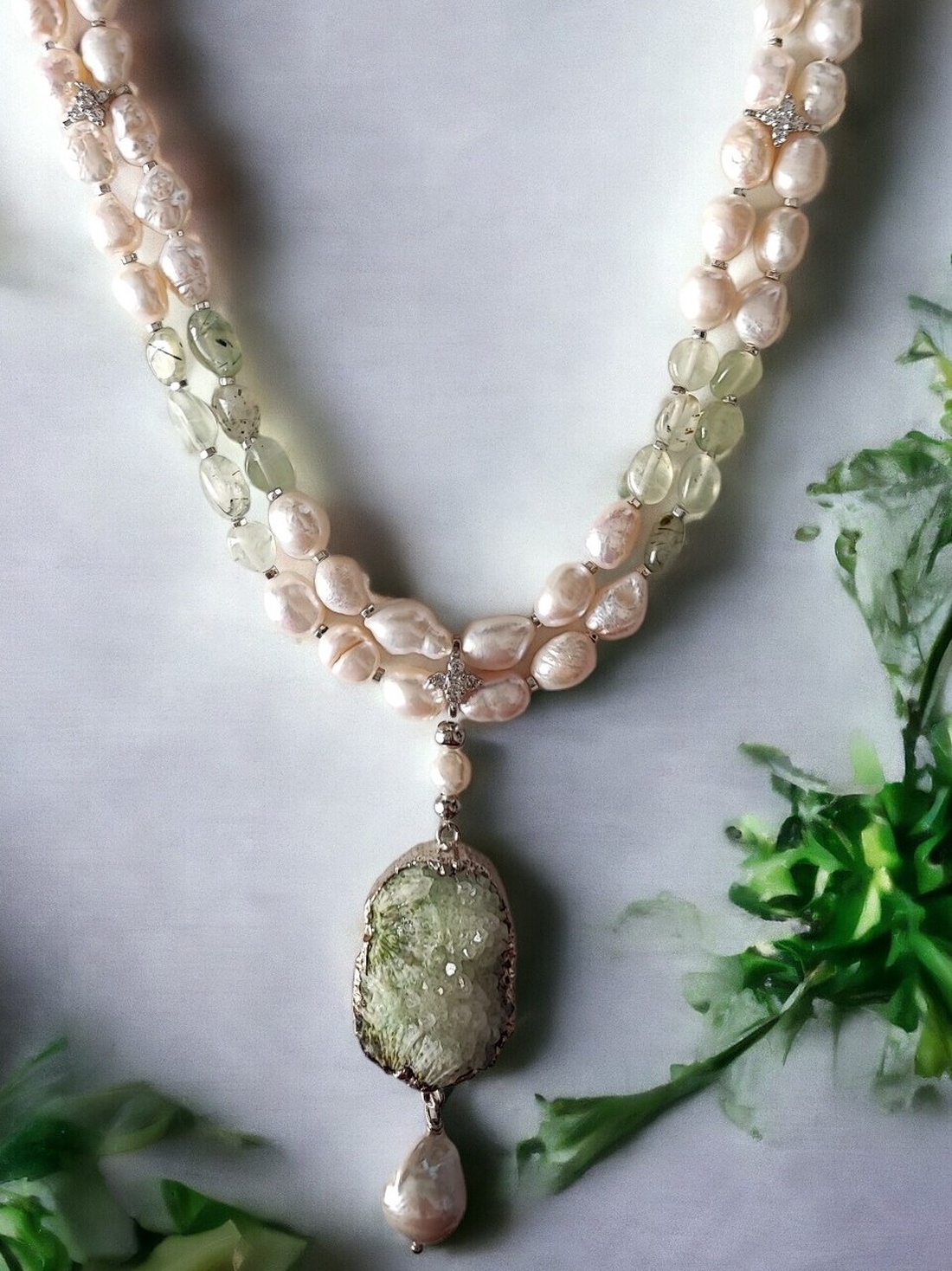 Colier unicat din perle, prehnit si cuart - bijuterii - coliere - coliere din perle - Artynos.ro