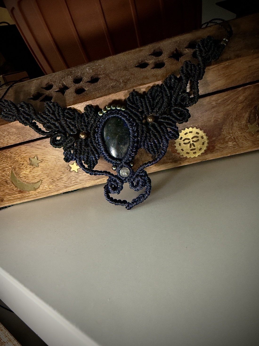 Colier Macrame Labradorit - bijuterii - coliere - chockere - Artynos.ro