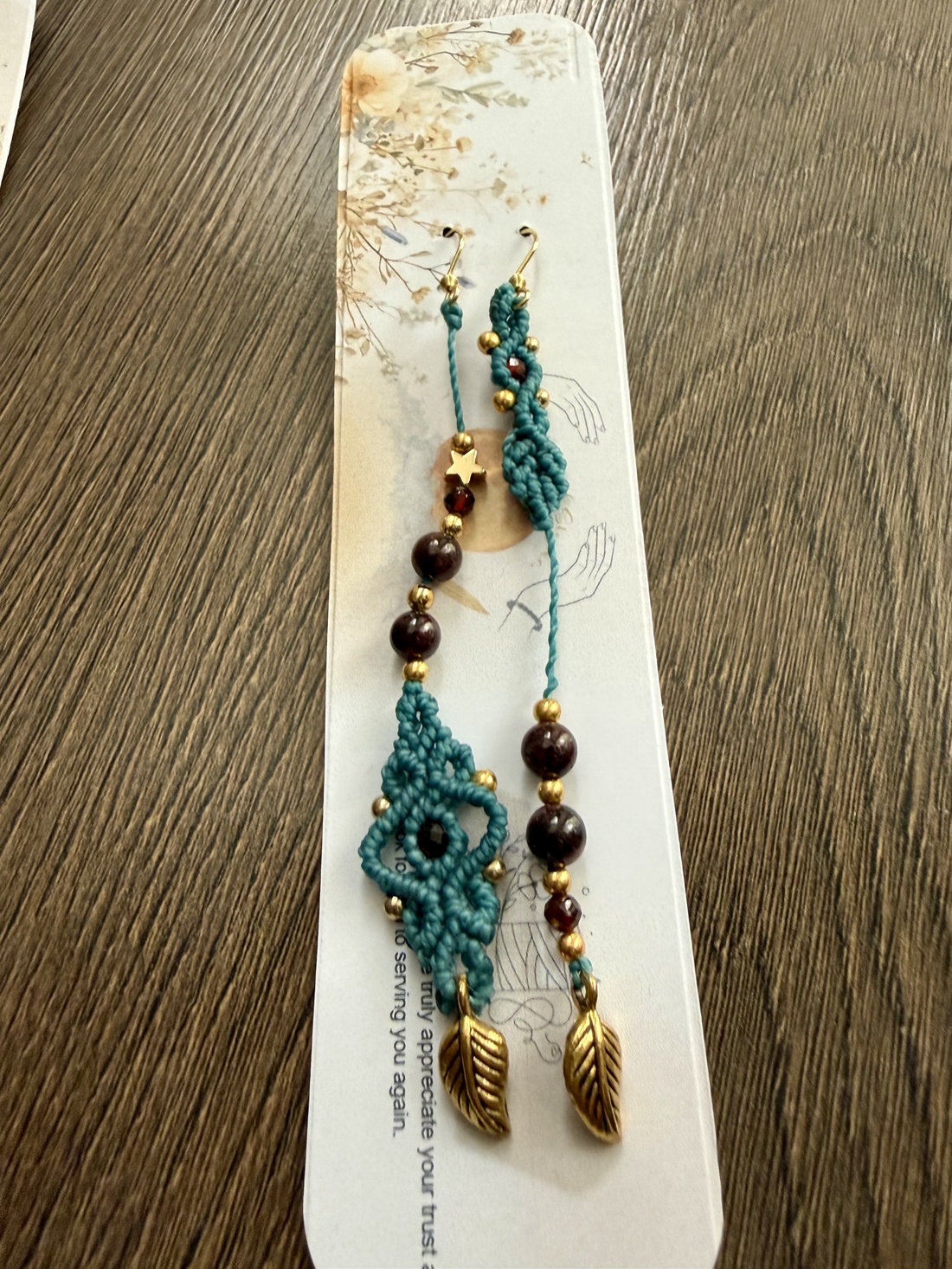 Cercei asimetrici Granat - bijuterii - cercei - cercei din pietre semiprețioase - Artynos.ro