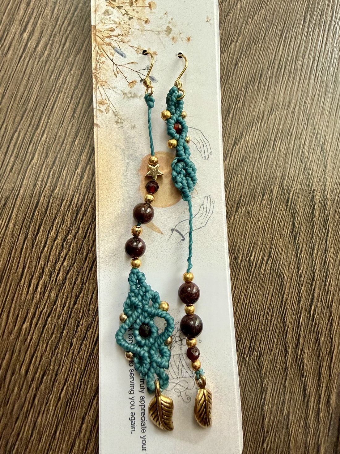 Cercei asimetrici Granat - bijuterii - cercei - cercei din pietre semiprețioase - Artynos.ro