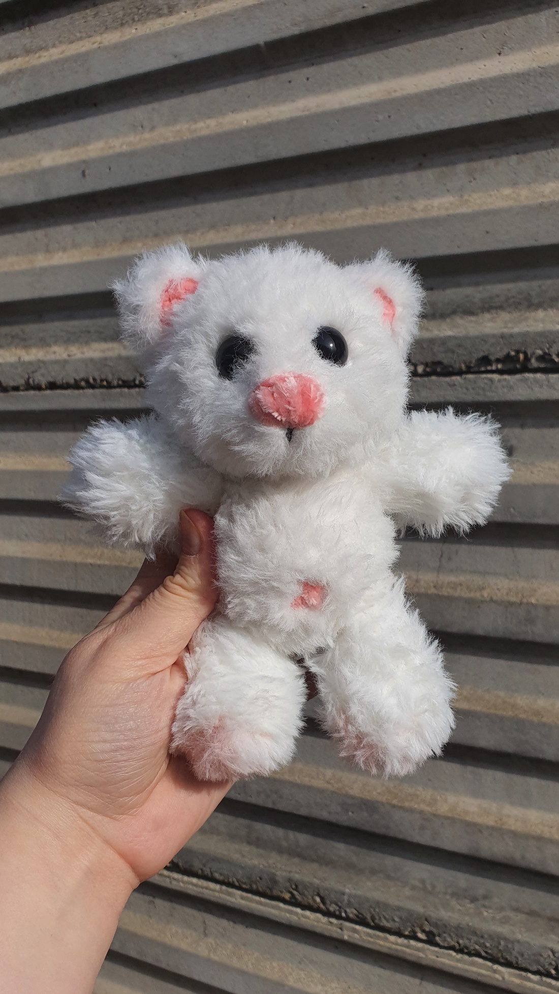 Ursuleț Polar Croșetat  - jucării și echipamente pentru copii - plușuri - ursuleț de pluș - Artynos.ro