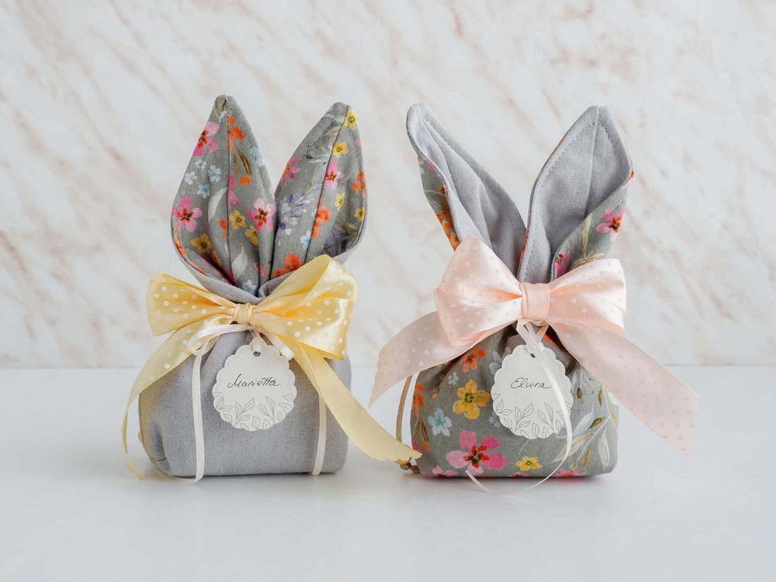 Săculeț personalizat reversibil pentru dulciuri cu urechi de iepuraș - jucării și echipamente pentru copii - saci și seturi pentru copii - accesorii pentru copii - Artynos.ro