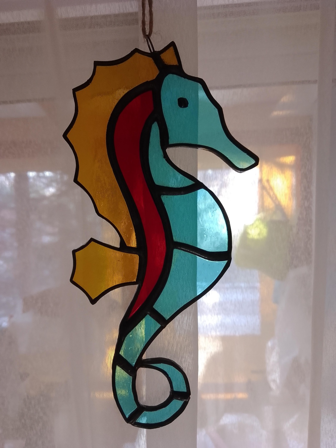 Seahorse Tiffany Window Decor O briză răcoritoare în zilele toride - casă & stil de viață - accesorii pentru decorat casa - decorațiuni de geam și decorațiuni de ușă - decor ferestre și autocolant pentru geam - Artynos.ro Seahorse Tiffany Window Decor O briză răcoritoare în zilele toride - casă & stil de viață - accesorii pentru decorat casa - decorațiuni de geam și decorațiuni de ușă - decor ferestre și autocolant pentru geam - Artynos.ro