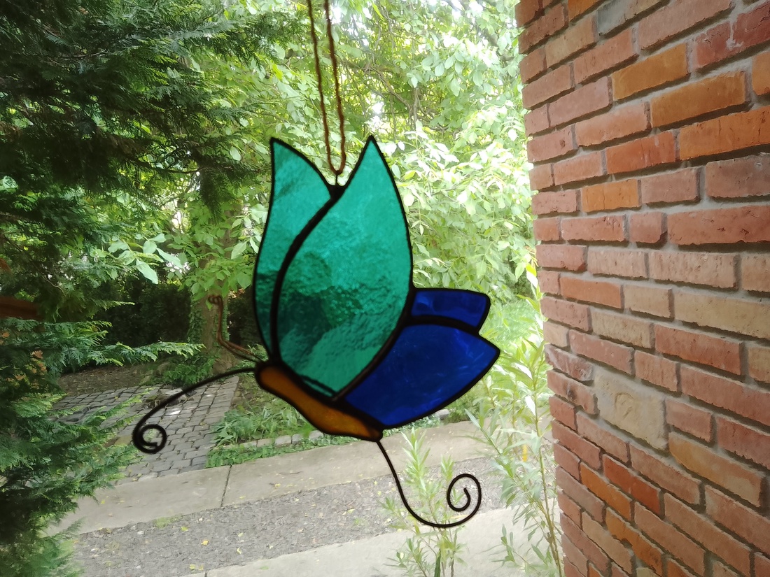 Decor fereastră Tiffany cu fluture pentru iubitorii naturii - casă & stil de viață - accesorii pentru decorat casa - decorațiuni de geam și decorațiuni de ușă - decor ferestre și autocolant pentru geam - Artynos.ro Decor fereastră Tiffany cu fluture pentru iubitorii naturii - casă & stil de viață - accesorii pentru decorat casa - decorațiuni de geam și decorațiuni de ușă - decor ferestre și autocolant pentru geam - Artynos.ro