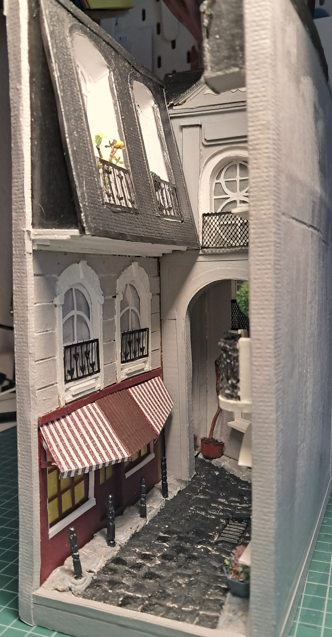 Könyvtámasz világítással - casă & stil de viață - decorațiuni de casă - decorațiuni de masă și rafturi - suport de carte - Artynos.ro