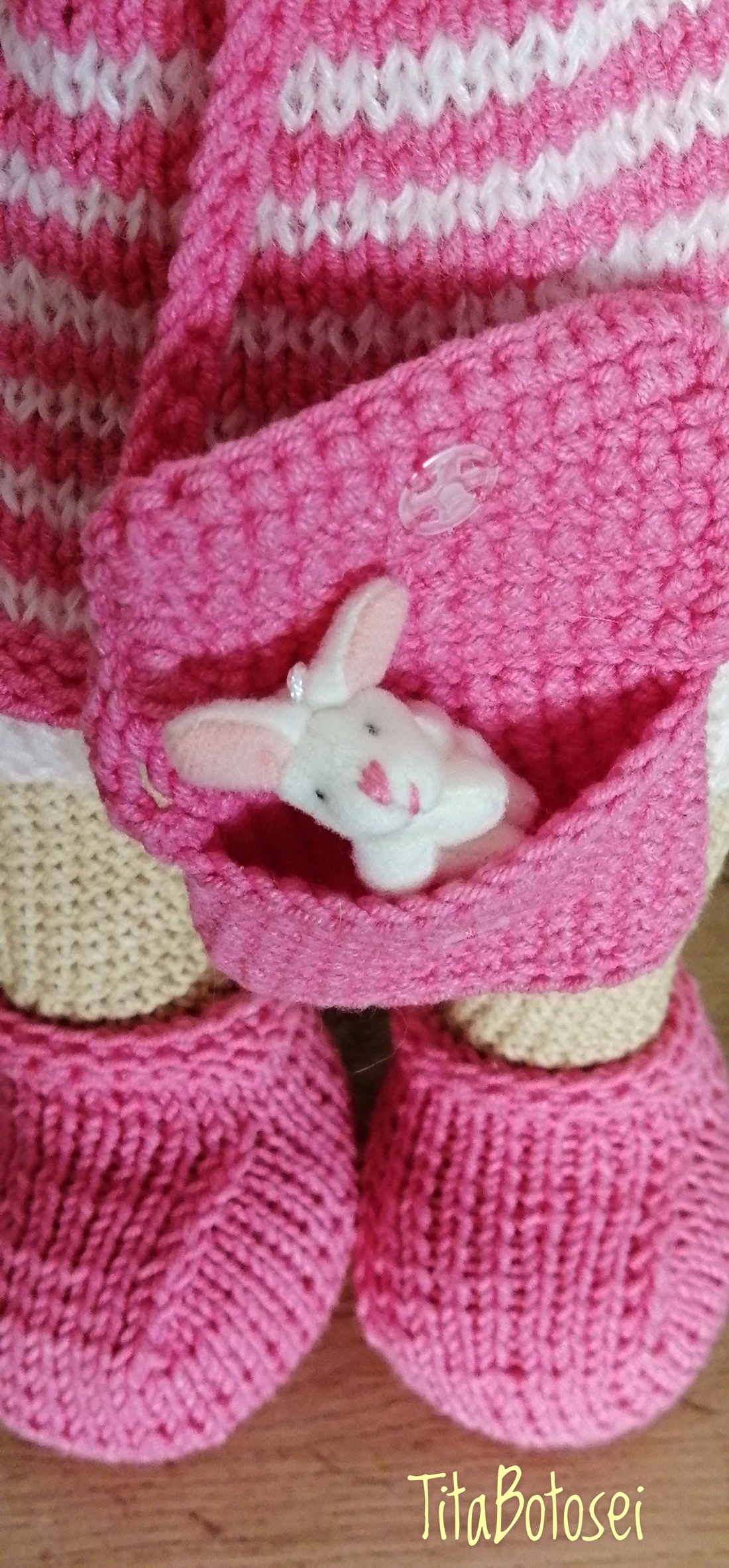 Papusa crosetata, jucărie crosetata, handmade, Cadou Craciun, cadou Paște, cadou fetite, cadou zi nastere - jucării și echipamente pentru copii - plușuri - păpușă croșetată, păpușă de pluș - Artynos.ro
