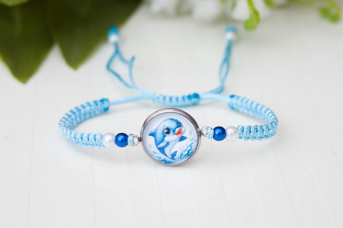 Brățară împletită din macramé pentru copii - Albastru delfin - bijuterii - brățări - brățări împletite - Artynos.ro
