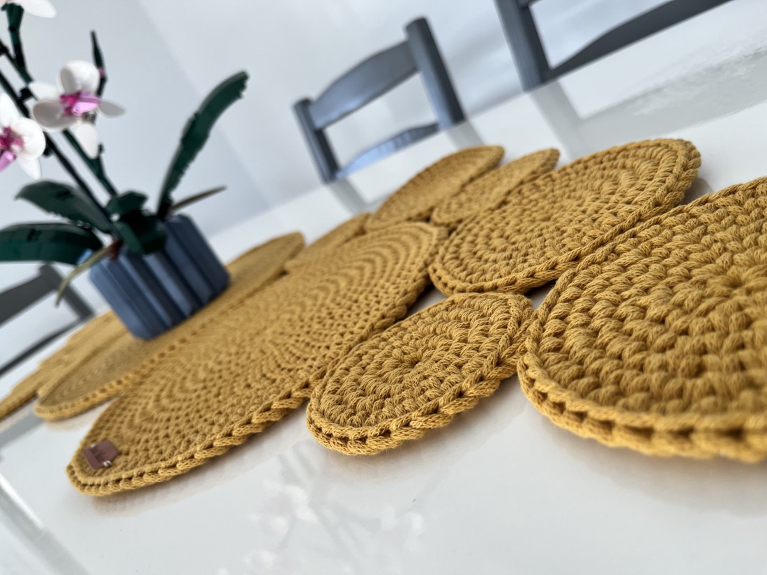 Croșetat alergător de masă - casă & stil de viață - accesorii pentru decorat casa - decorațiuni de masă și decorațiuni pentru rafturi  - fețe de masă croșetate - Artynos.ro