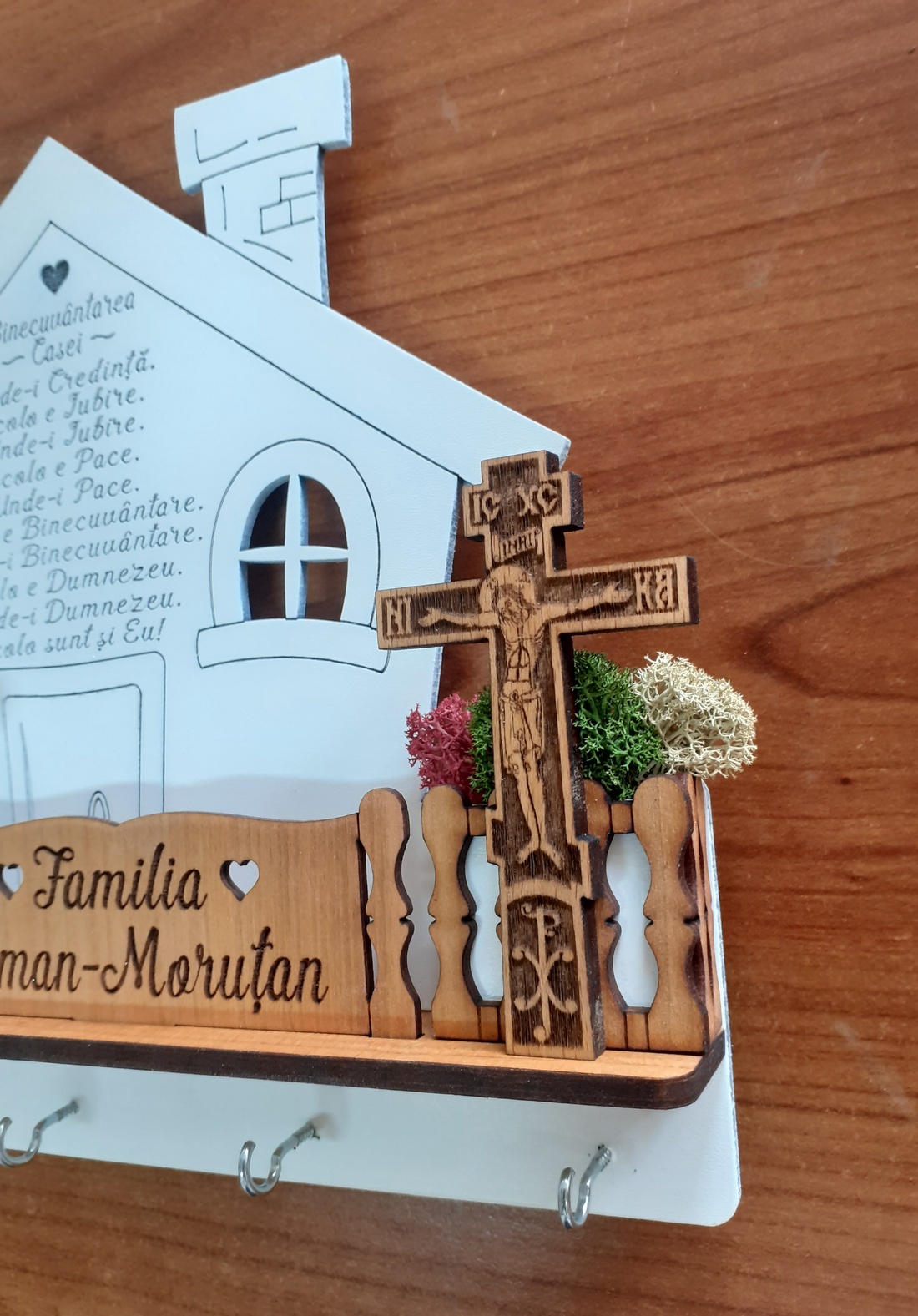Suport pentru chei personalizat, cu licheni  - casă & stil de viață - decorațiuni de casă - decorațiuni de pereți - suport pentru chei - Artynos.ro