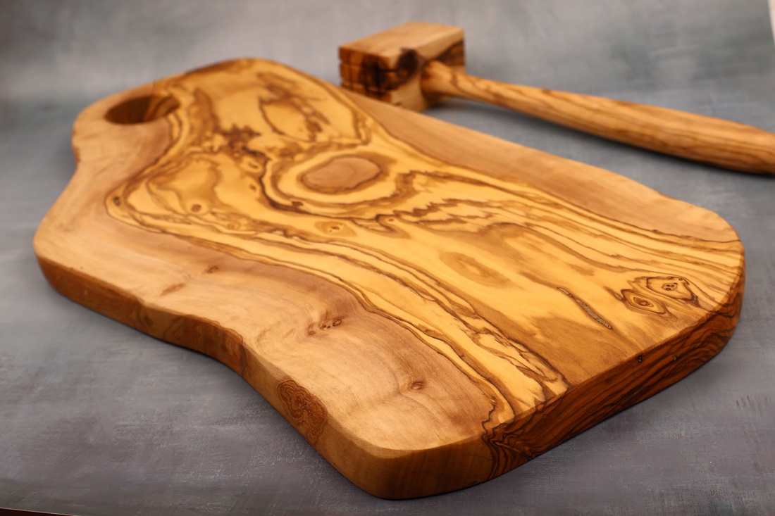 Tocător Master Chef din lemn de măslin 35 cm - casă & stil de viață - accesorii pentru echipamente de bucătărie - accesorii pentru coacere și gătit - tocător - Artynos.ro Tocător Master Chef din lemn de măslin 35 cm - casă & stil de viață - accesorii pentru echipamente de bucătărie - accesorii pentru coacere și gătit - tocător - Artynos.ro
