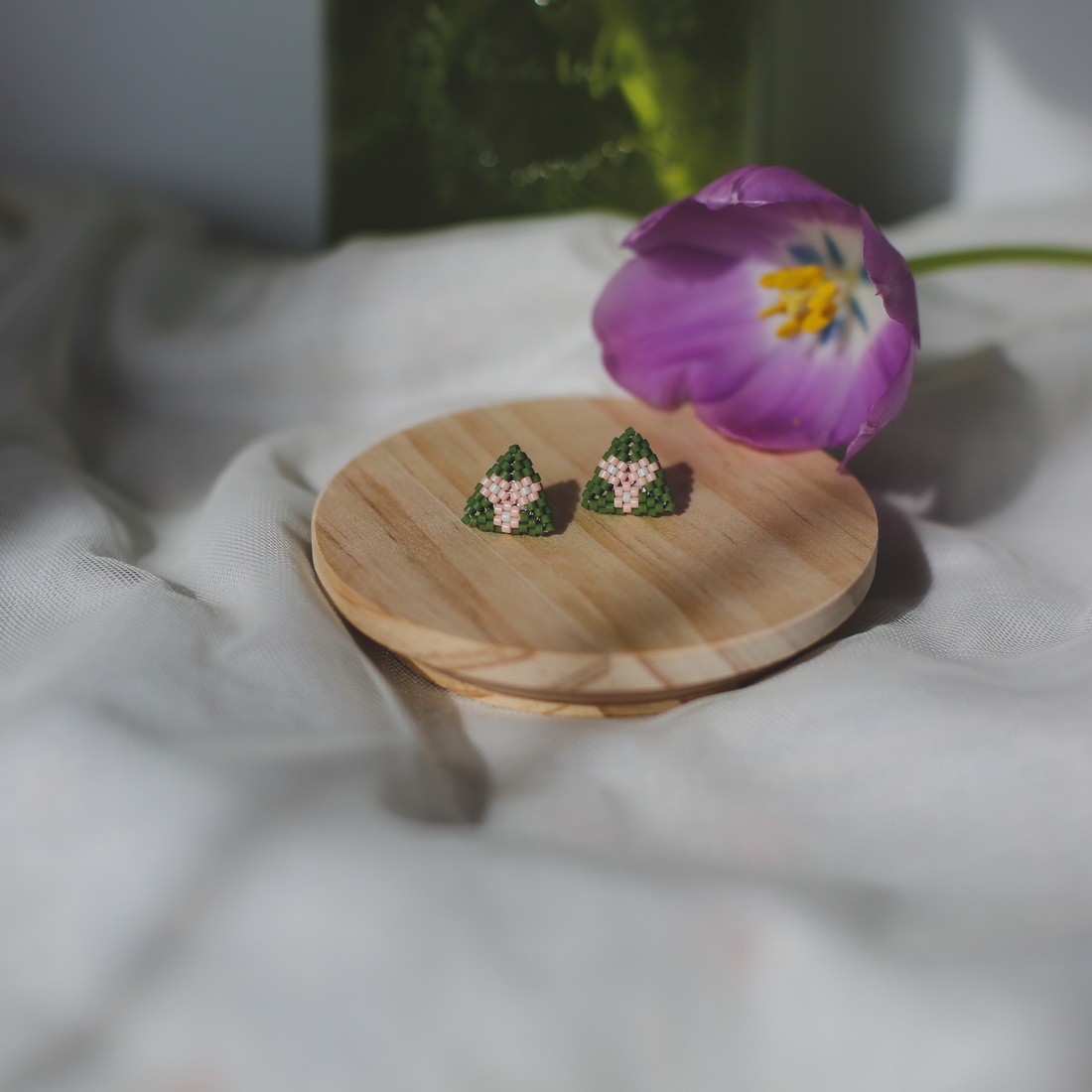 Cercei tinta / stud colorati - bijuterii - cercei - cercei din mărgele - Artynos.ro