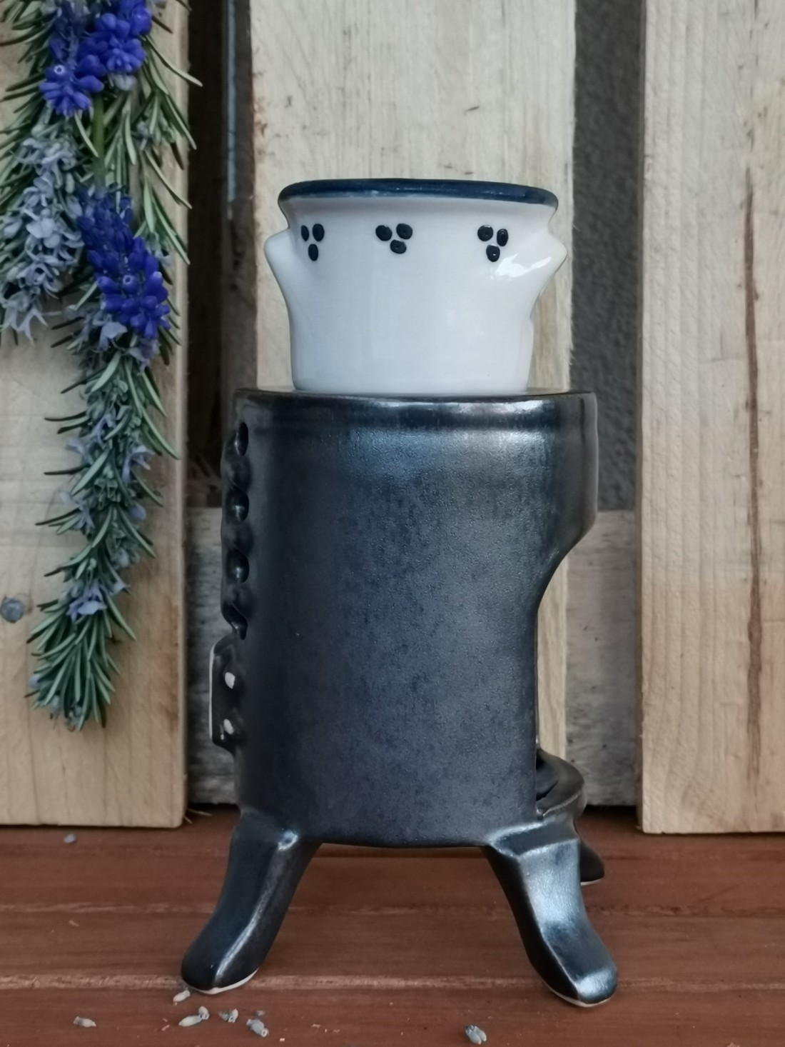 Soba de fier cu lampă de aromă - casă & stil de viață - lumânări, parfumuri, arome - umidificator - Artynos.ro