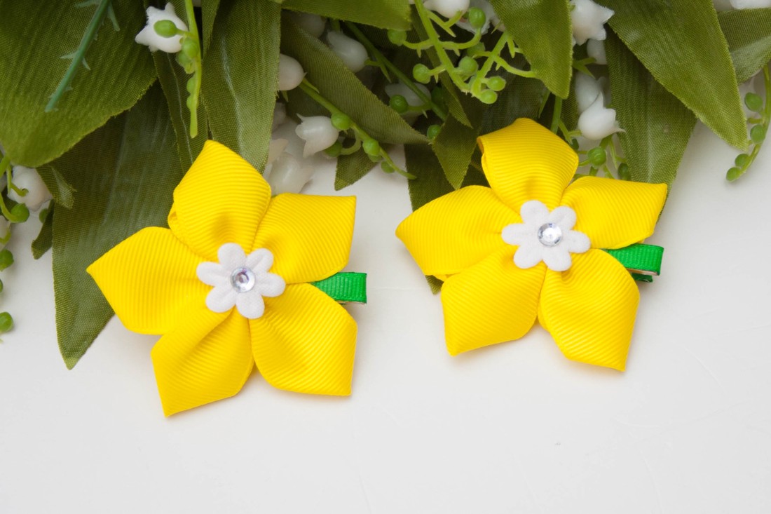 Agrafă de păr în formă de floare  - Galben -  - Artynos.ro
