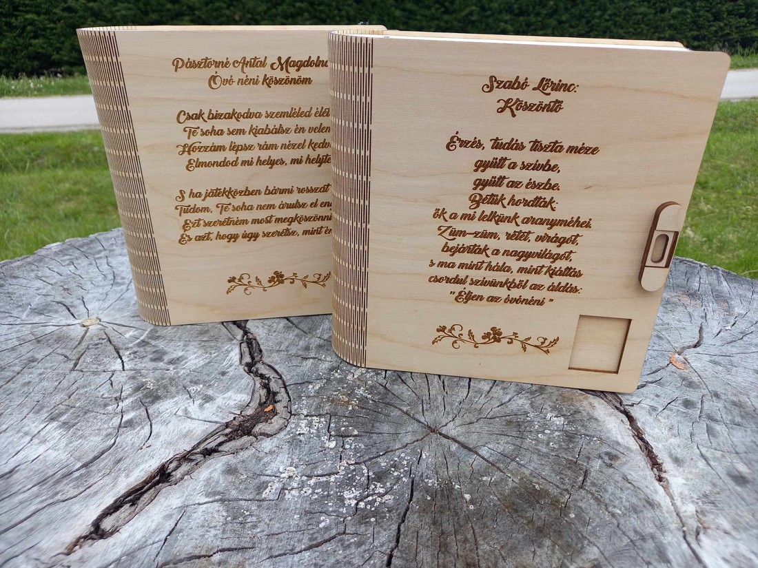 Cutie în formă de carte pentru absolvire -  - Artynos.ro