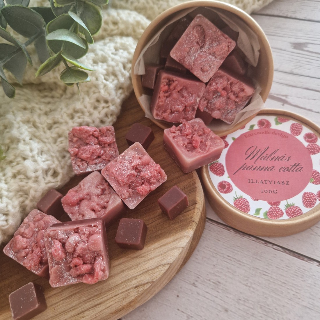 Ceară parfumată cu panna cotta de zmeură -  - Artynos.ro