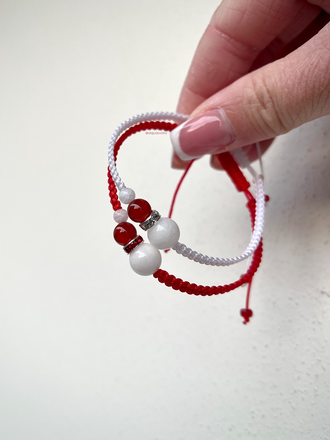 Brățară minerală Santa Claus sapphire macramé - crăciun - îmbrăcăminte de crăciun - Artynos.ro