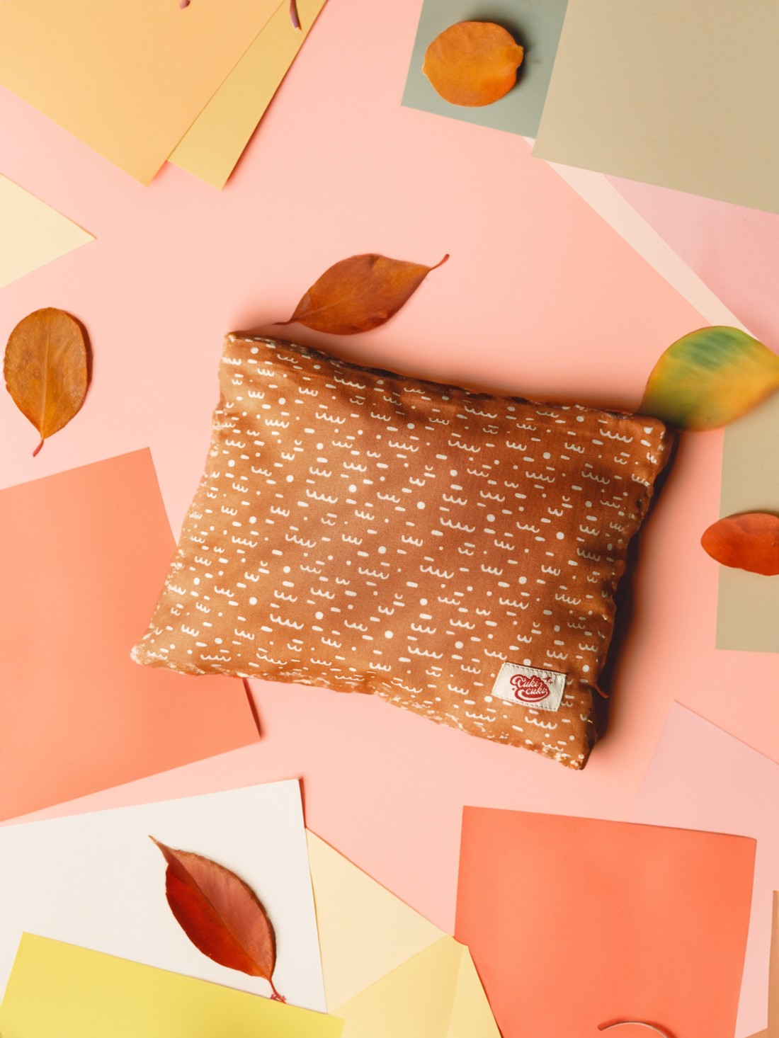 Urzică impermeabilă - Variații de culoare -  - Artynos.ro