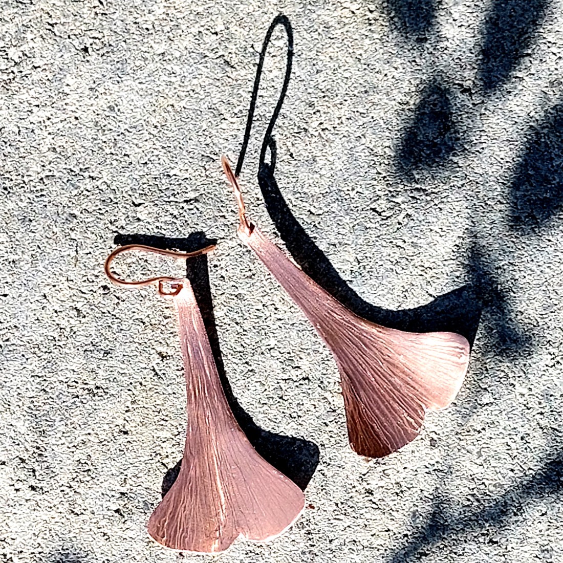 Cercei speciali GINKGO BILOBA din cupru -  - Artynos.ro Cercei speciali GINKGO BILOBA din cupru -  - Artynos.ro