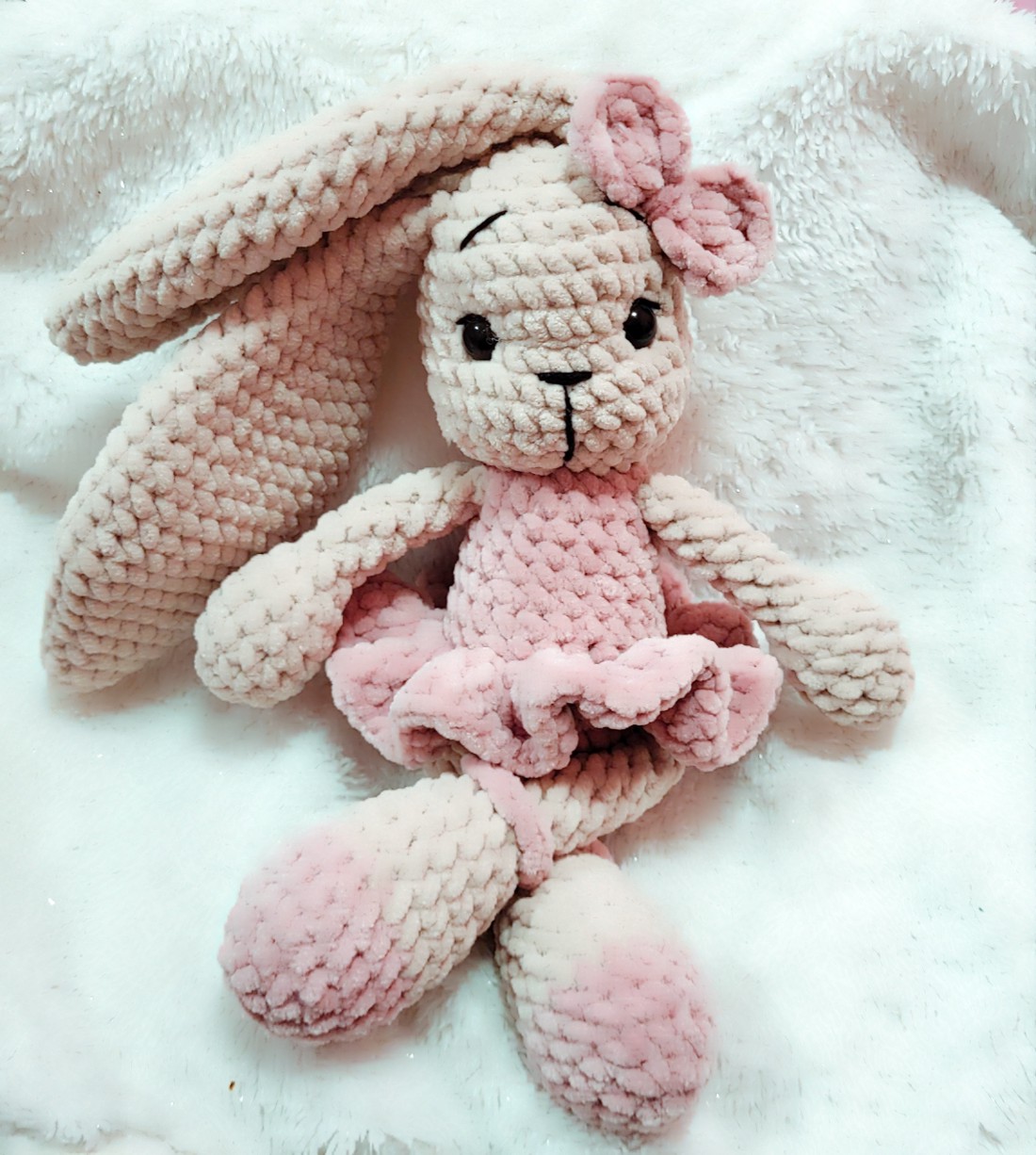 Iepuraș croșetat amigurumi - - Artynos.ro Iepuraș croșetat amigurumi - - Artynos.ro