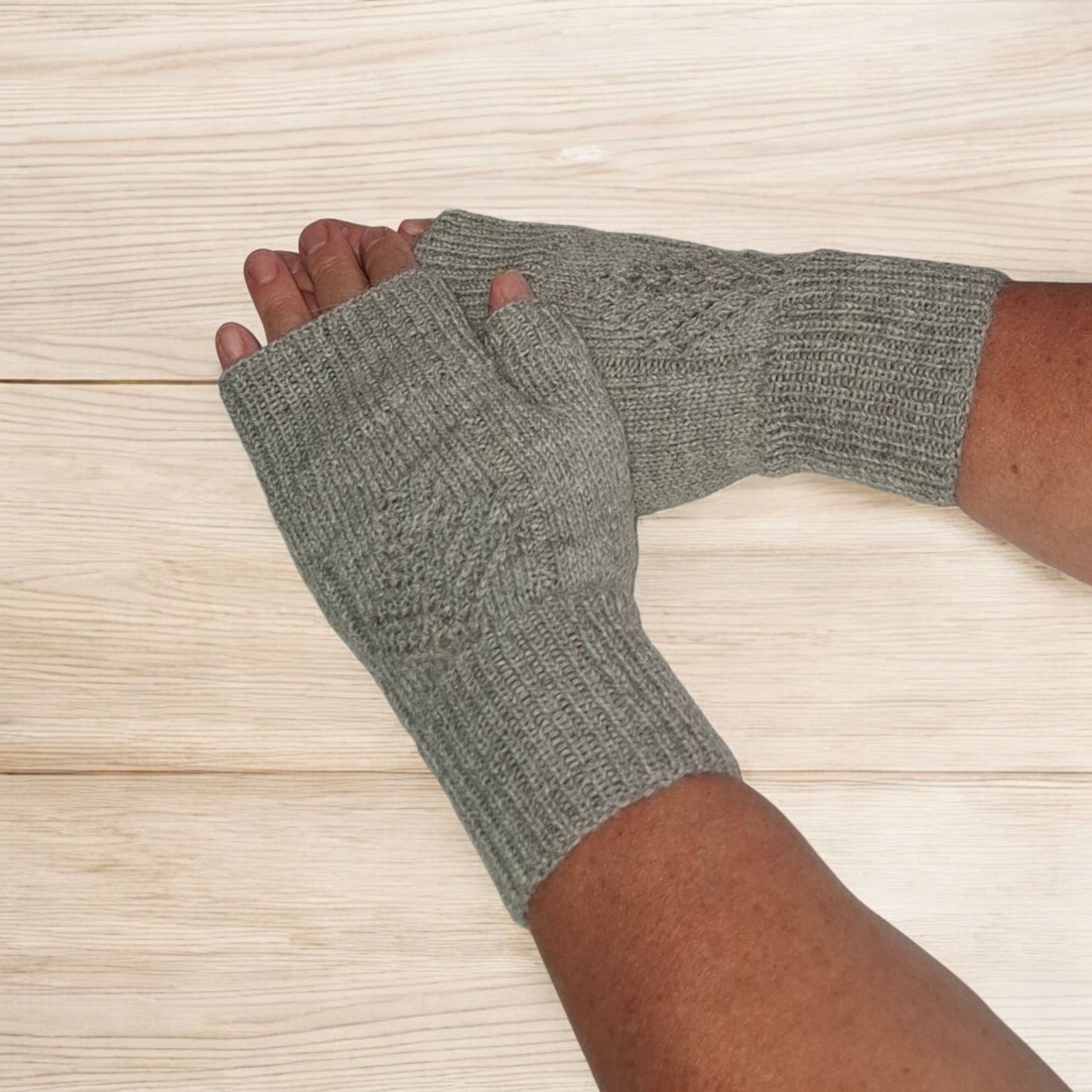 Mănuși tricotate manual, încălzitor de mână -  - Artynos.ro