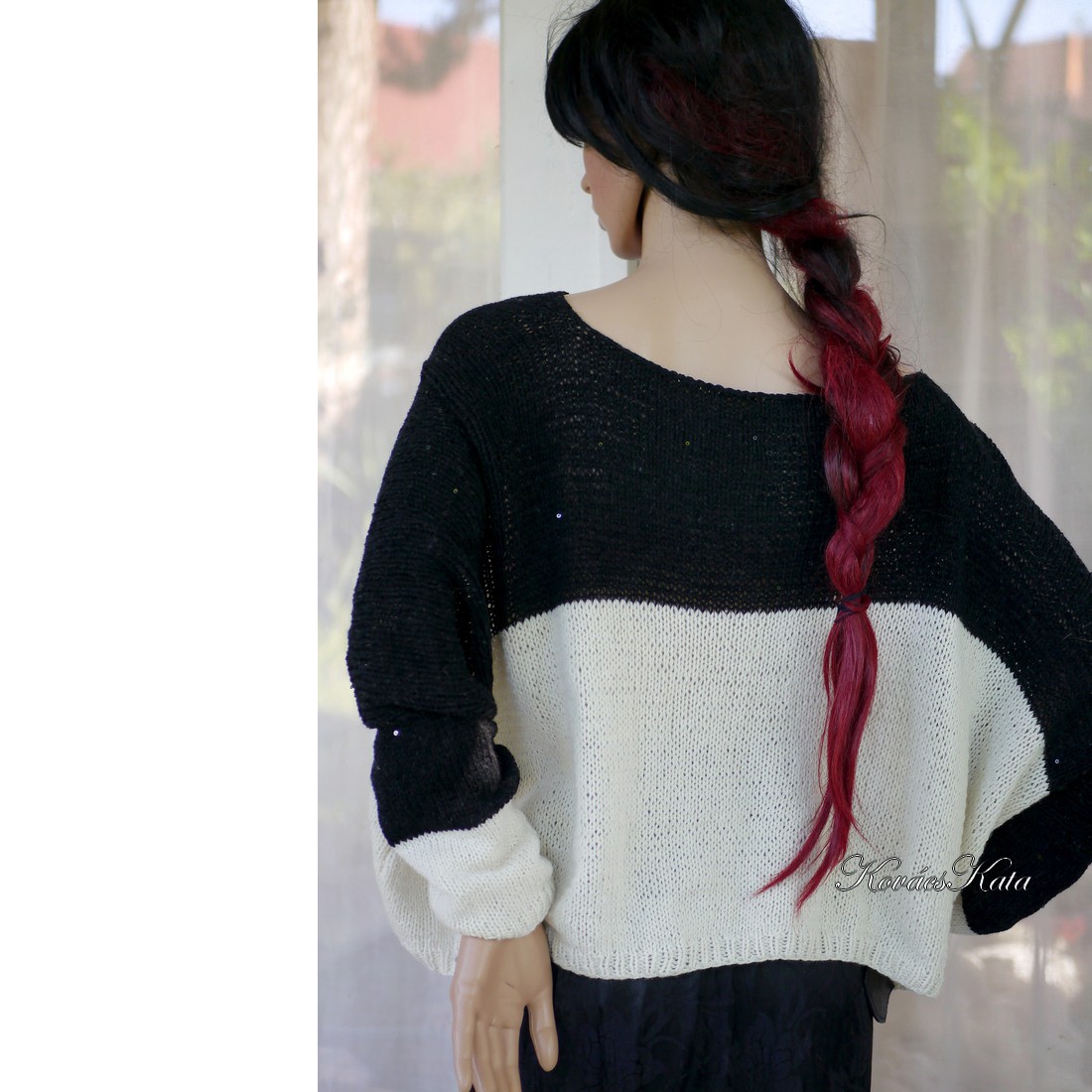 CRAZY SEXY- pulover curgător extravagant tricotat manual / alb + negru - îmbrăcăminte și modă - haine damă - hanorace, cardigane - Artynos.ro