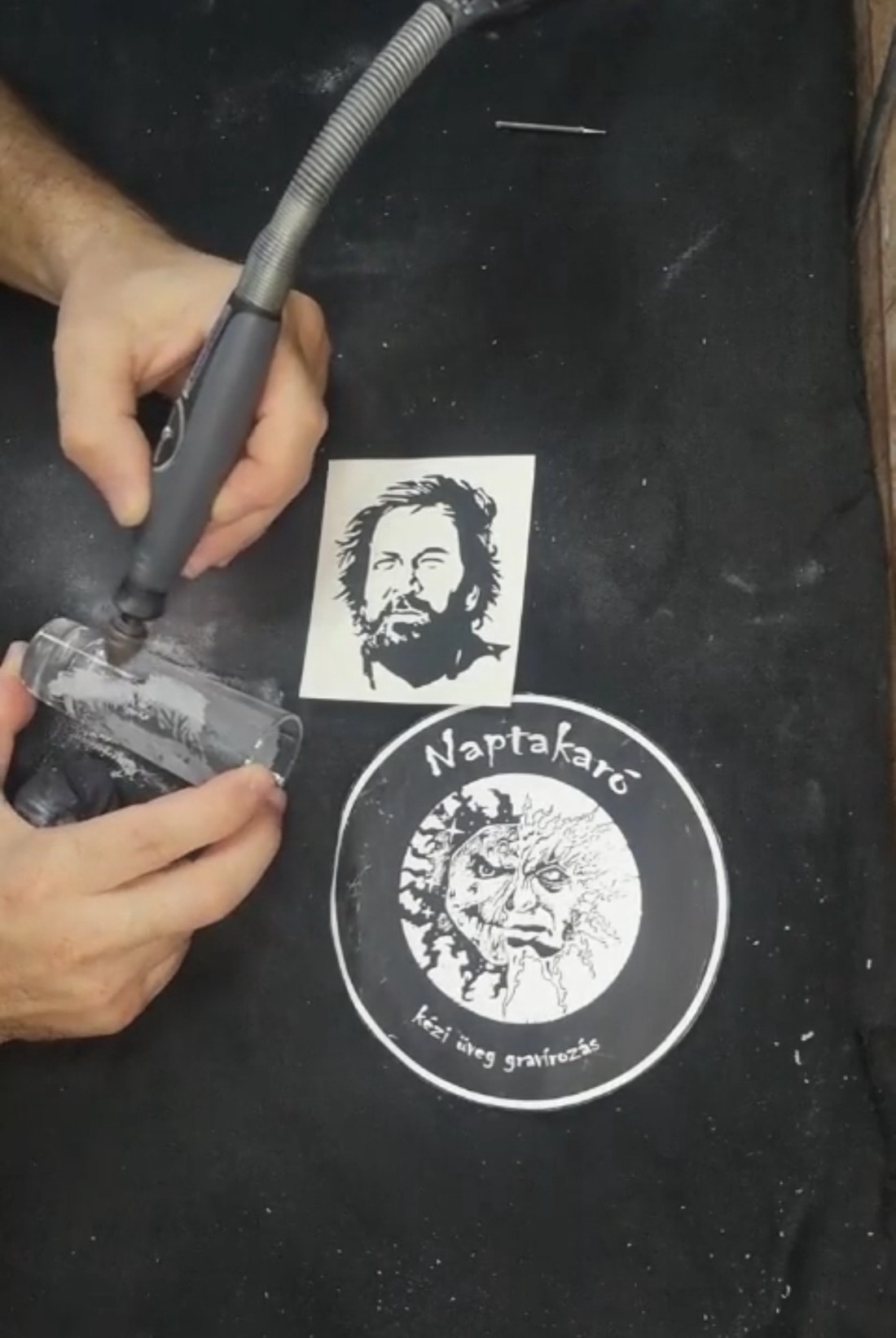 Bud Spencer 4/2 Pahar de sticlă gravat manual  -  - Artynos.ro