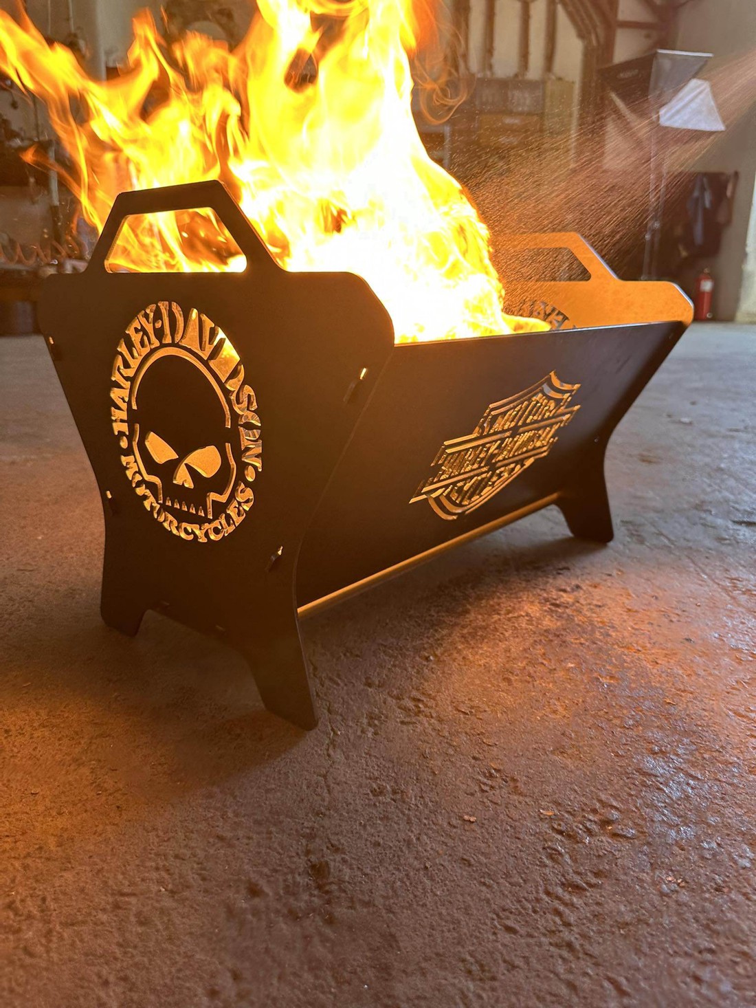 Harley Davidson Fire Pit - casă & stil de viață - accesorii pentru casă și grădină - grătar - Artynos.ro