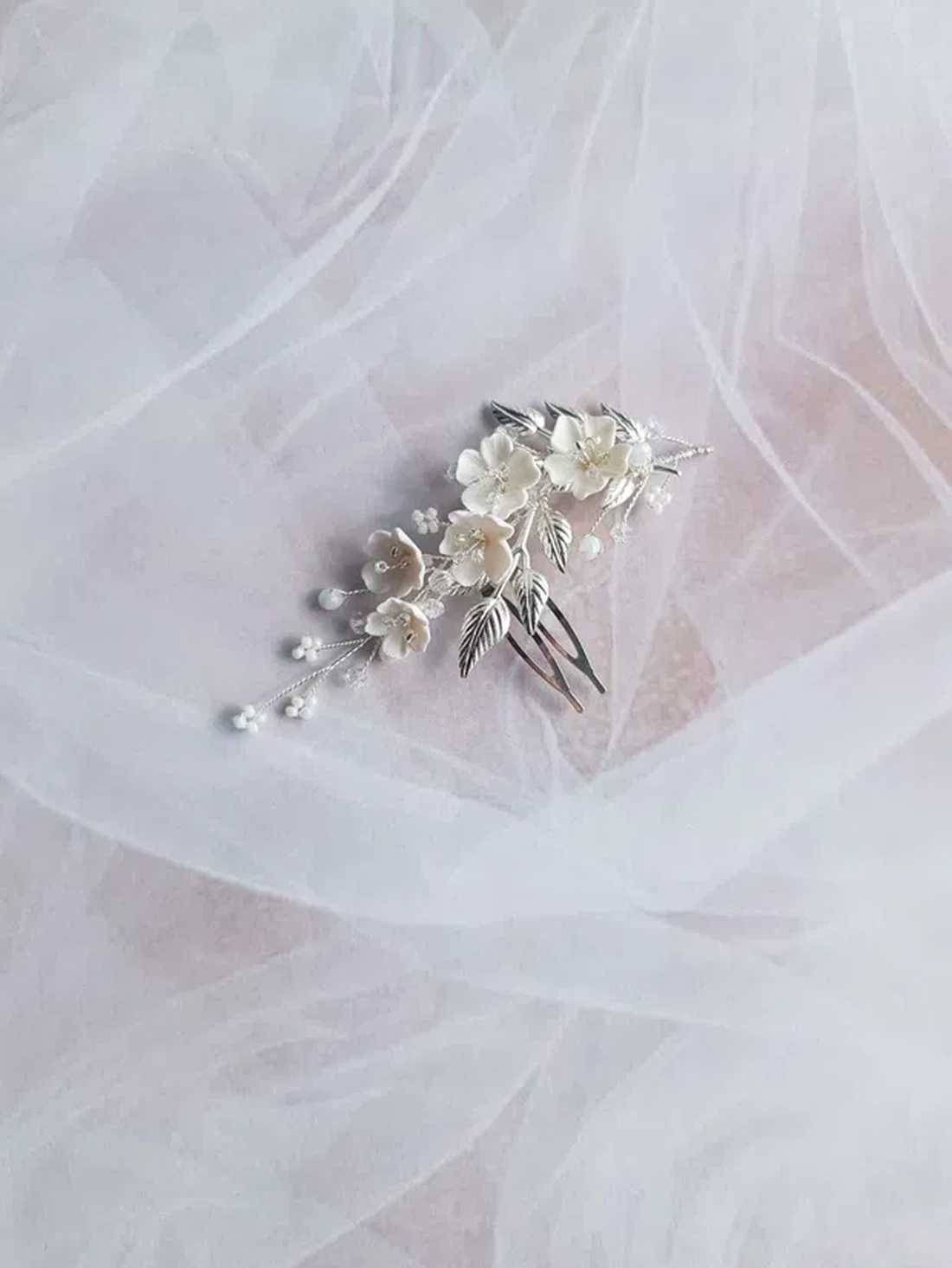 TEAROSE - Accesoriu par floral - accesorii nuntă - ornamente de păr de nuntă - accesorii păr nuntă - Artynos.ro TEAROSE - Accesoriu par floral - accesorii nuntă - ornamente de păr de nuntă - accesorii păr nuntă - Artynos.ro