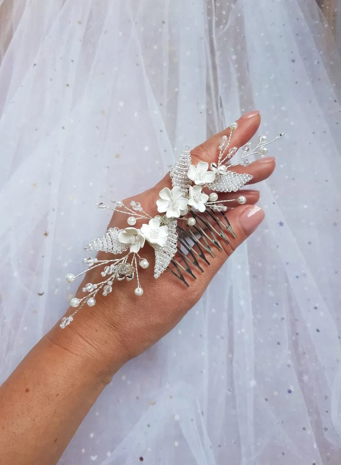 Pieptan mireasa floral - accesorii nuntă - ornamente de păr de nuntă - accesorii păr nuntă - Artynos.ro Pieptan mireasa floral - accesorii nuntă - ornamente de păr de nuntă - accesorii păr nuntă - Artynos.ro