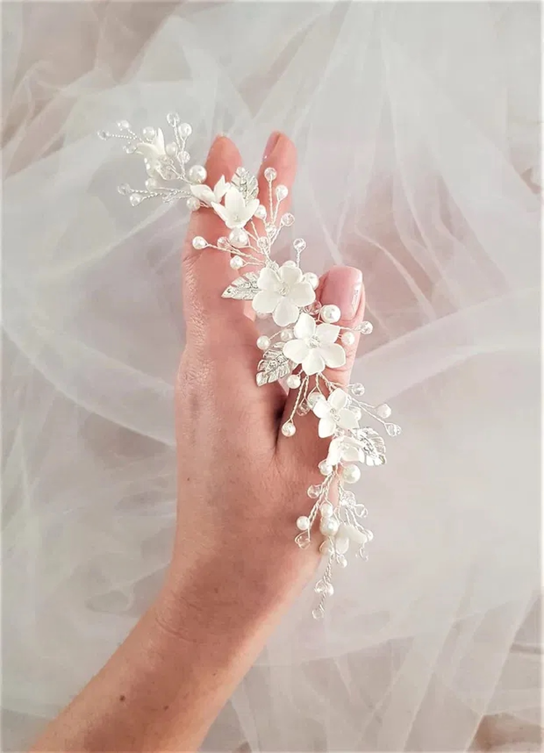 IRINA - Accesoriu mireasa floral - accesorii nuntă - ornamente de păr de nuntă - accesorii păr nuntă - Artynos.ro IRINA - Accesoriu mireasa floral - accesorii nuntă - ornamente de păr de nuntă - accesorii păr nuntă - Artynos.ro