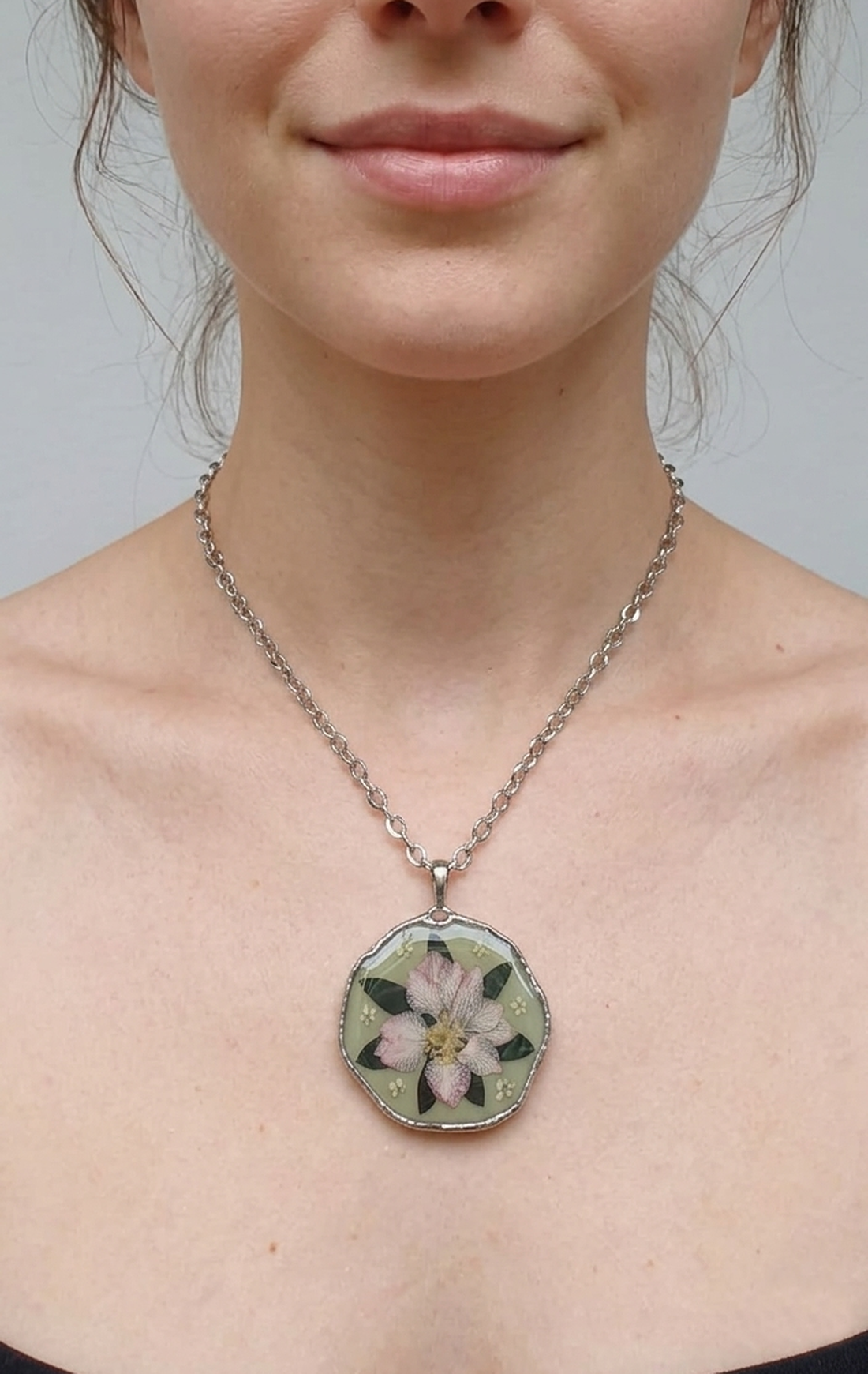 Colier floral - bijuterii - coliere - coliere cu pandative - Artynos.ro
