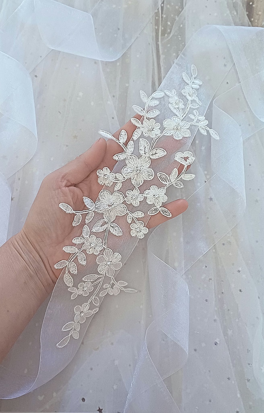 Esarfa cu broderie ivory pentru traditia dezgatitului miresei - accesorii nuntă - ornamente de păr de nuntă - accesorii păr nuntă - Artynos.ro