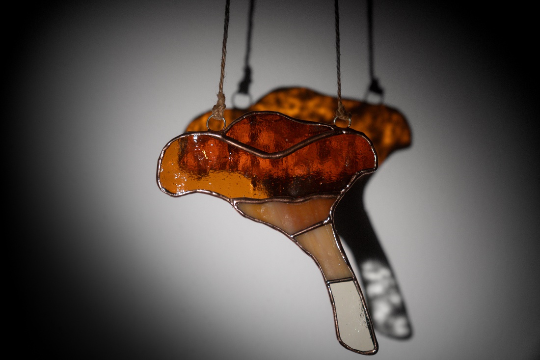 Ciuperca Pleurotus din sticla de vitraliu - arte vizuale și accesorii  - alte arte - Artynos.ro