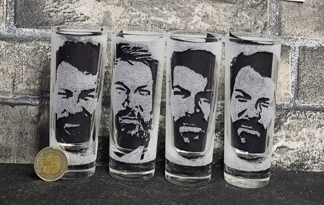 Bud Spencer 4/3 Pahar de sticlă gravat manual  -  - Artynos.ro