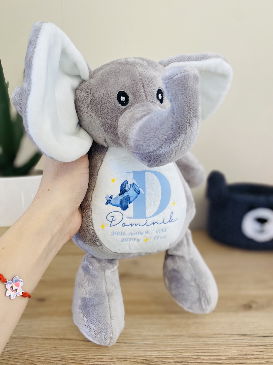 Elefant de pluș comemorativ - cu date de naștere -  - Artynos.ro