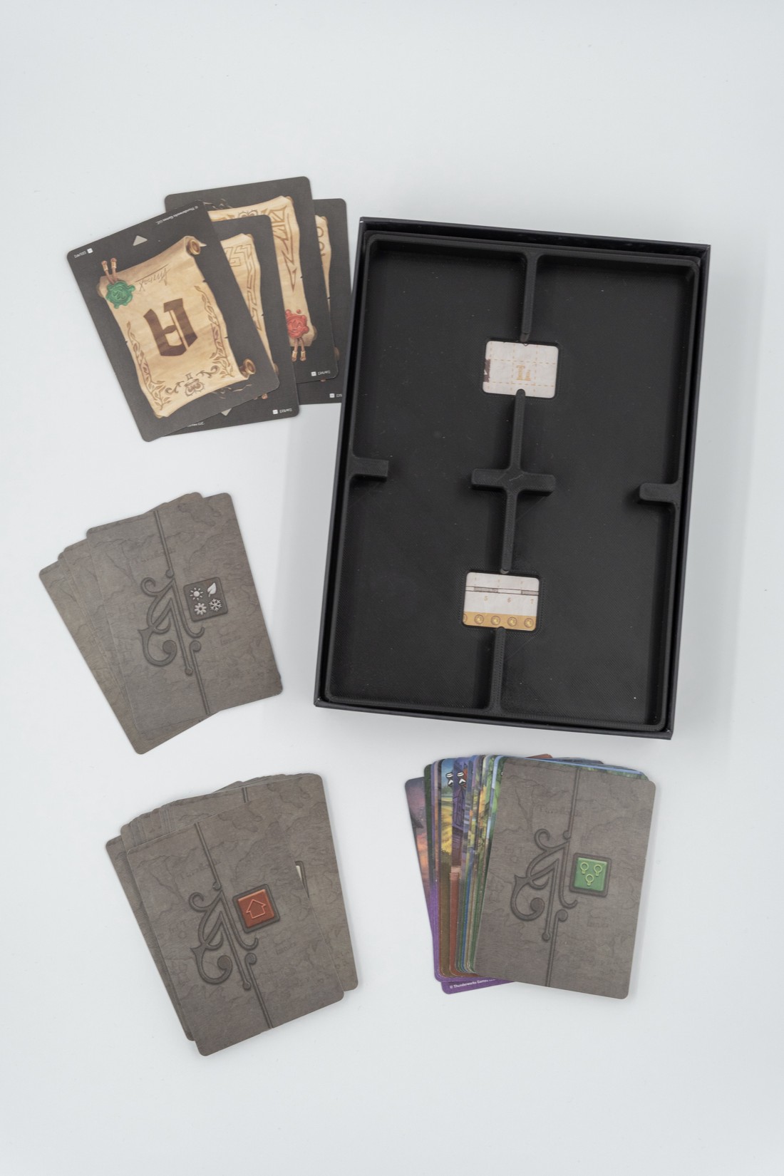 Organizator de jocuri de societate pentru cartografi -  - Artynos.ro