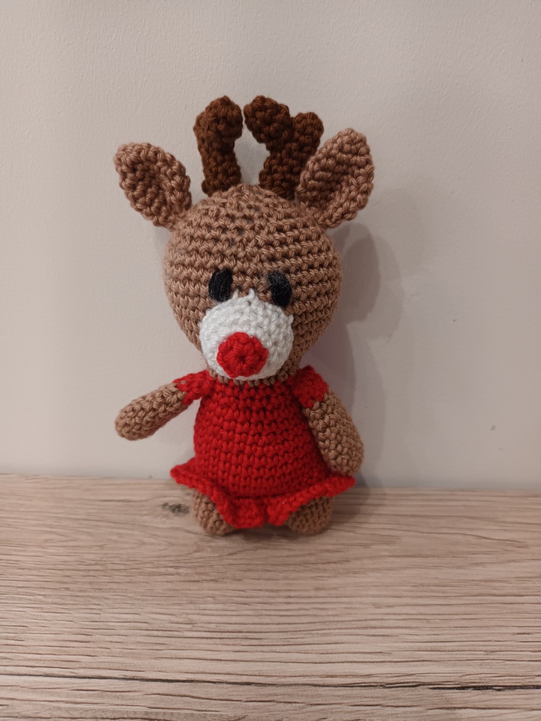 Amigurumi fată ren - crăciun - decorațiuni de crăciun de casă - spiriduși de crăciun - Artynos.ro