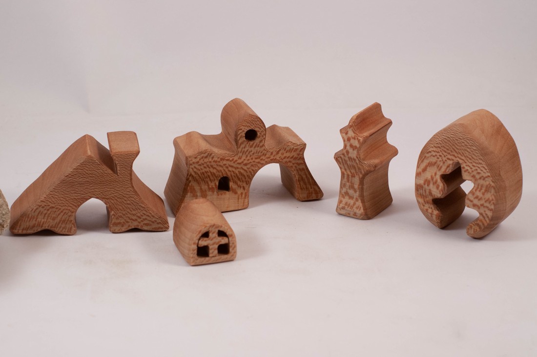 Casă din lemn, constructor din lemn, puzzle jigsaw - - Artynos.ro Casă din lemn, constructor din lemn, puzzle jigsaw - - Artynos.ro