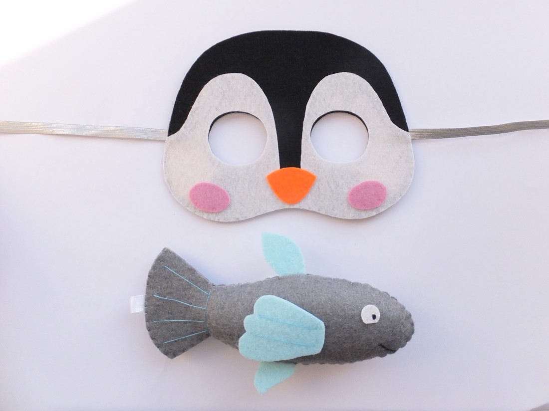 Costum de carnaval pinguin pentru copii - îmbrăcăminte și modă - costume și măști de carnaval - costume - Artynos.ro Costum de carnaval pinguin pentru copii - îmbrăcăminte și modă - costume și măști de carnaval - costume - Artynos.ro