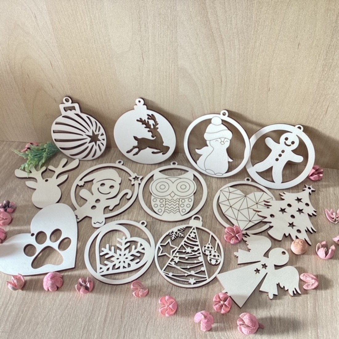 Ornament pentru pomul de Crăciun 13 bucăți într-una -  - Artynos.ro Ornament pentru pomul de Crăciun 13 bucăți într-una -  - Artynos.ro