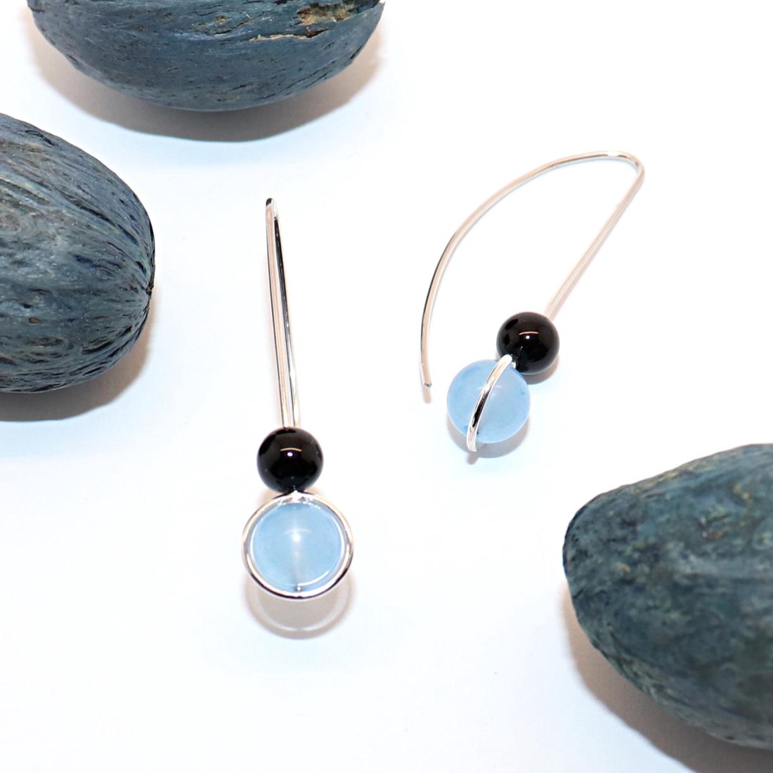 Pereche de cercei din argint pentru femei, cu pietre de jad și onix (EF.200) - bijuterii - cercei - cercei din pietre semiprețioase - Artynos.ro