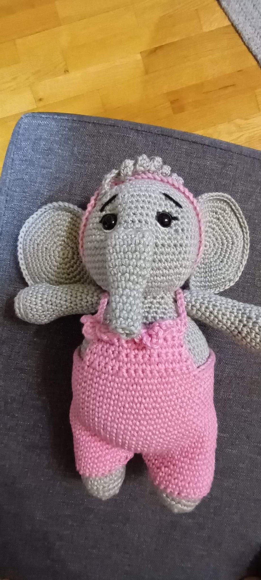 Elefant - - Artynos.ro Elefant - - Artynos.ro