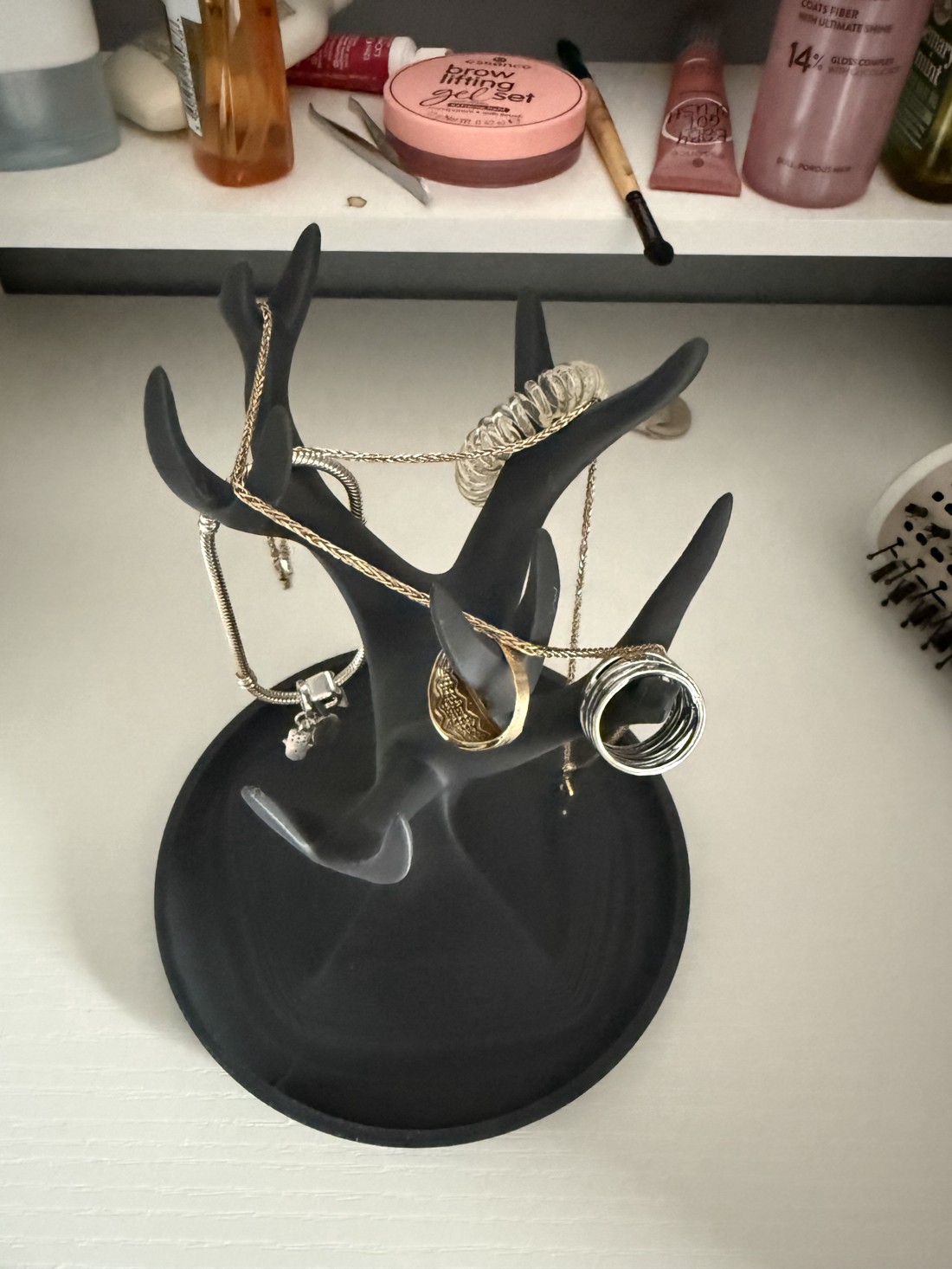  Suport pentru bijuterii din lemn de cerb � un decor superb! -  - Artynos.ro