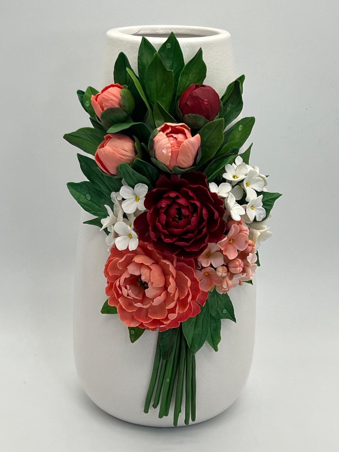 Vaza ceramica cu bujori si liliac-Primăvară Nesfârșită - casă & stil de viață - decorațiuni de casă - accesorii florale - vaze - Artynos.ro