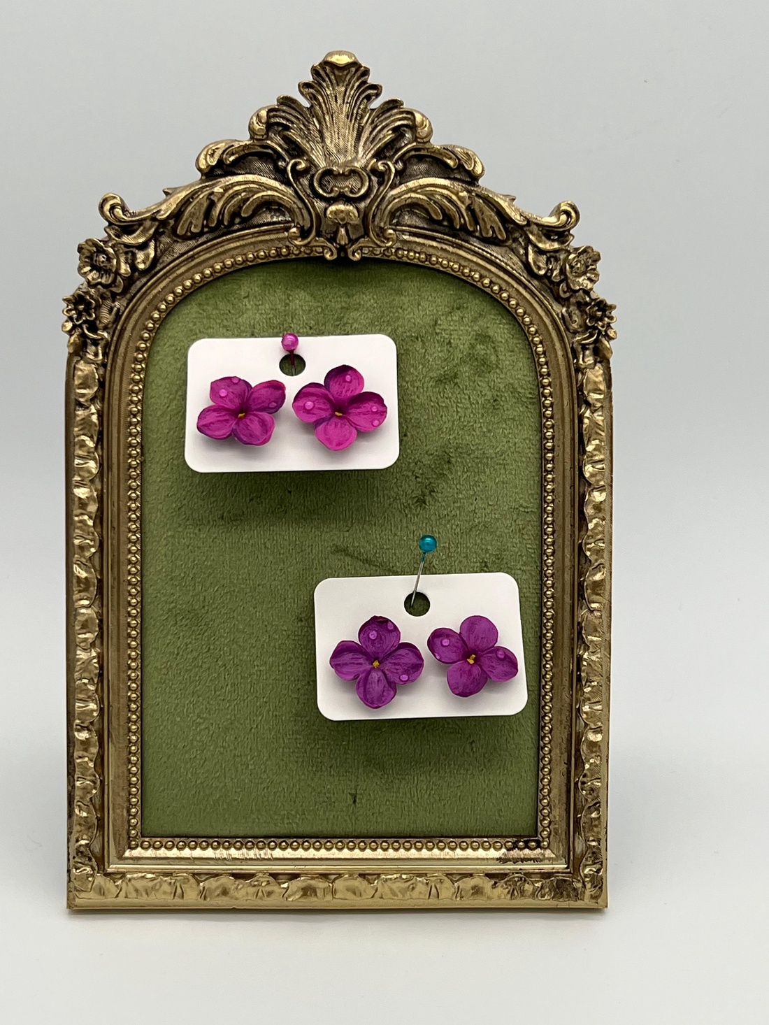 Cercei-Parfum de liliac - bijuterii - cercei - cercei din rășină - Artynos.ro