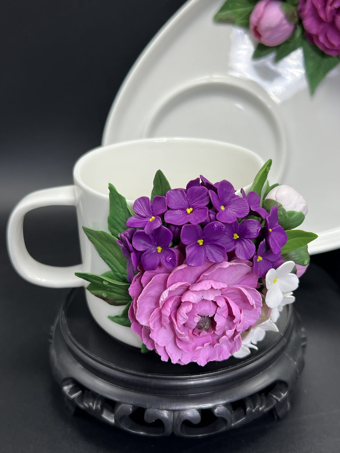 Set cafea portelan decorat cu  flori din lut polimeric - casă & stil de viață - echipamente de bucătărie - accesorii de servire - căni - Artynos.ro