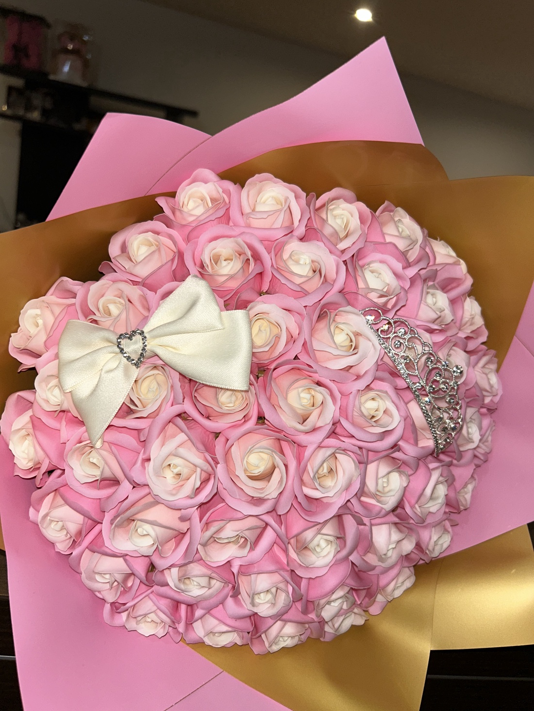 Buchet Soft Pink - casă & stil de viață - accesorii pentru decorat casa - suport de flori - buchete de flori - Artynos.ro Buchet Soft Pink - casă & stil de viață - accesorii pentru decorat casa - suport de flori - buchete de flori - Artynos.ro