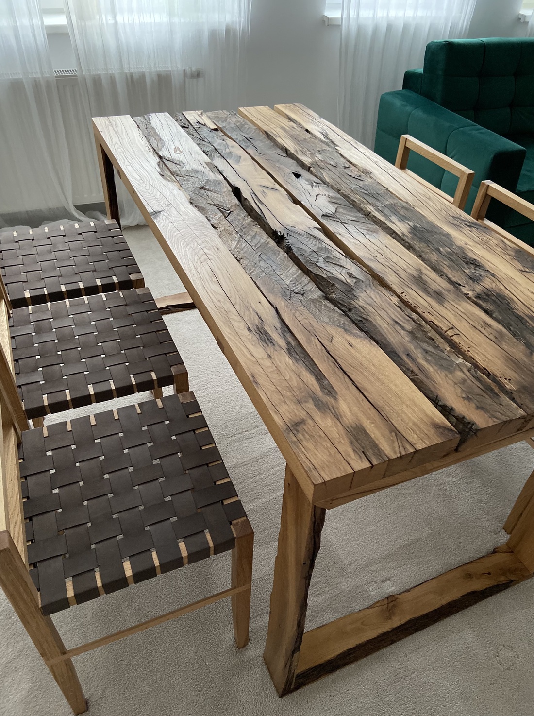 Masa din lemn de stejar reciclat - casă & stil de viață - decorațiuni de casă - decorațiuni de masă și rafturi - decorațiuni de masă - Artynos.ro