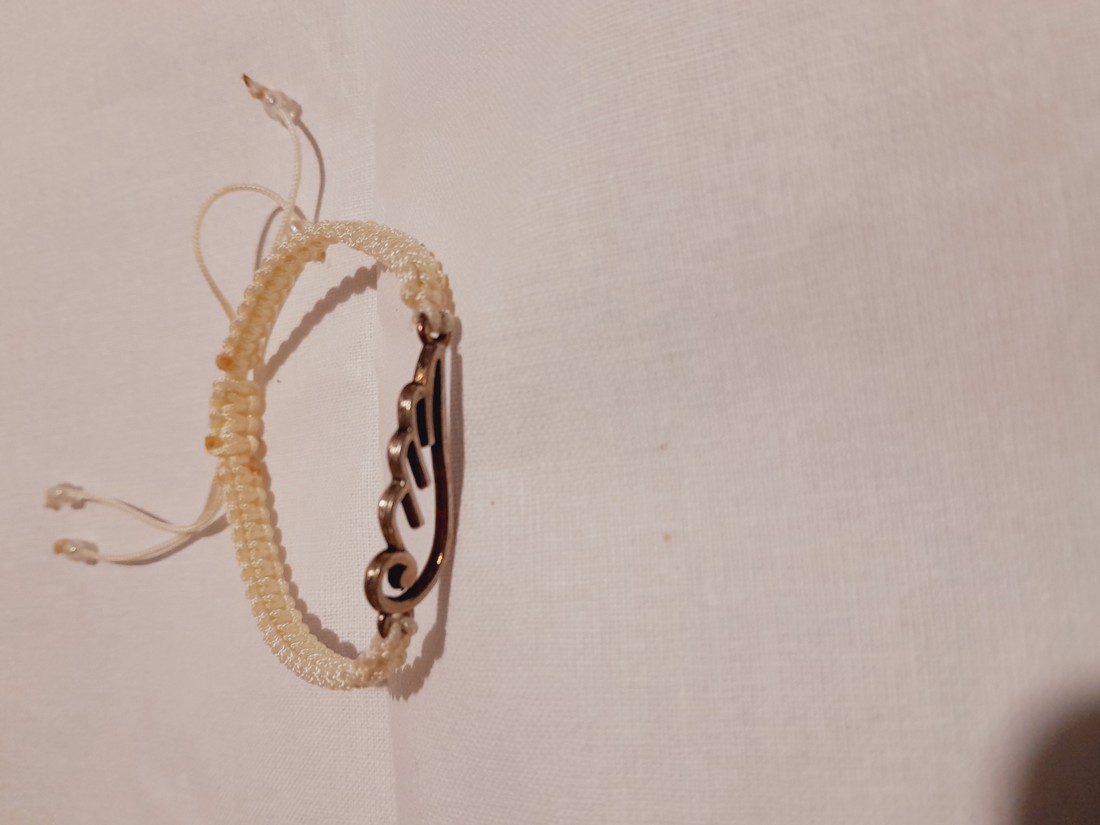 Brățară macramé Aripa îngerului - - Artynos.ro Brățară macramé Aripa îngerului - - Artynos.ro